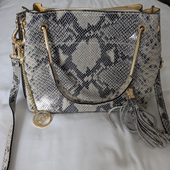 Mia Tomazzi Papiniano 100% Italian leather Snake Print Handbag - Picture 4 of 7